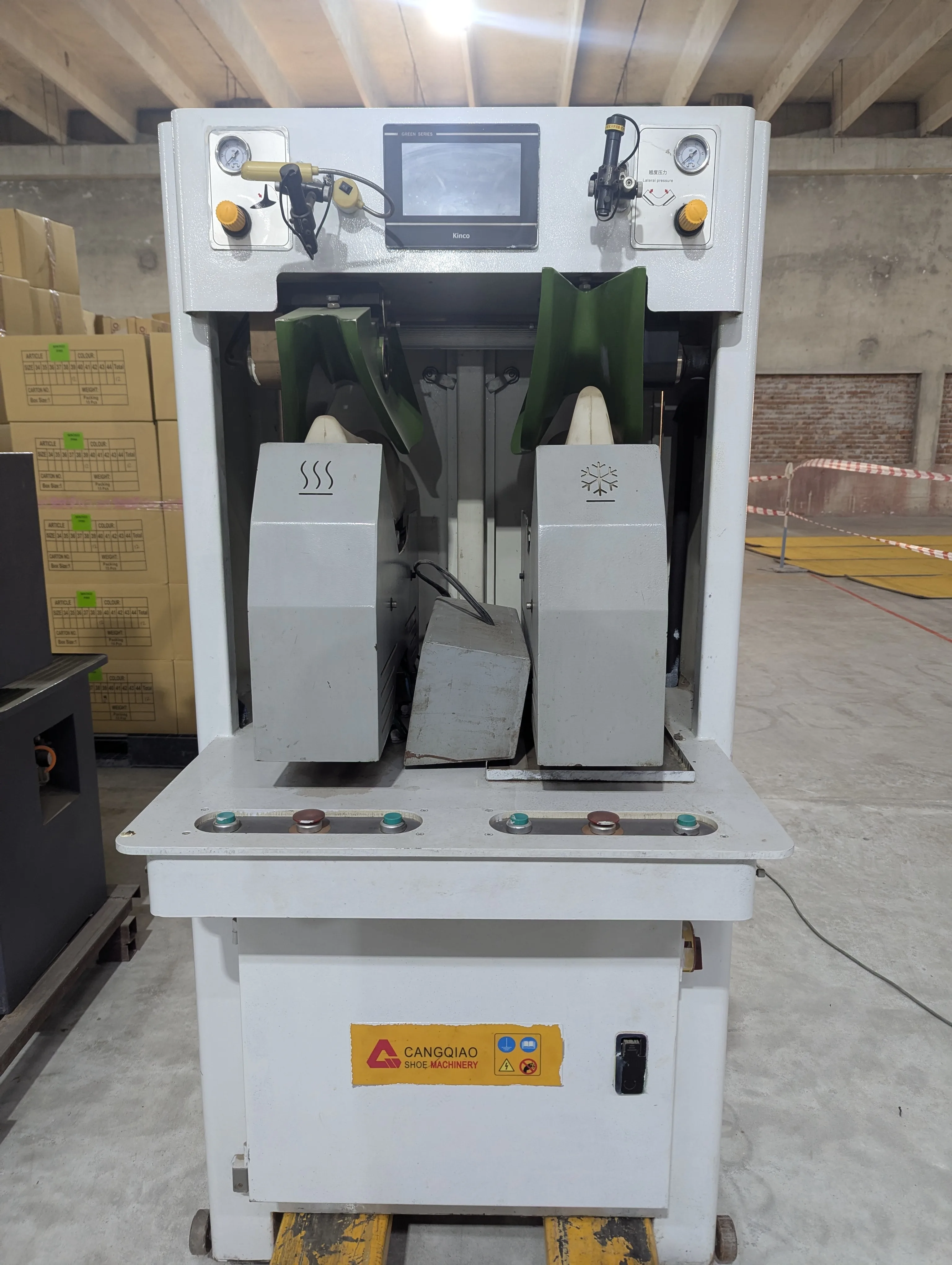Vamp Crimping Machine