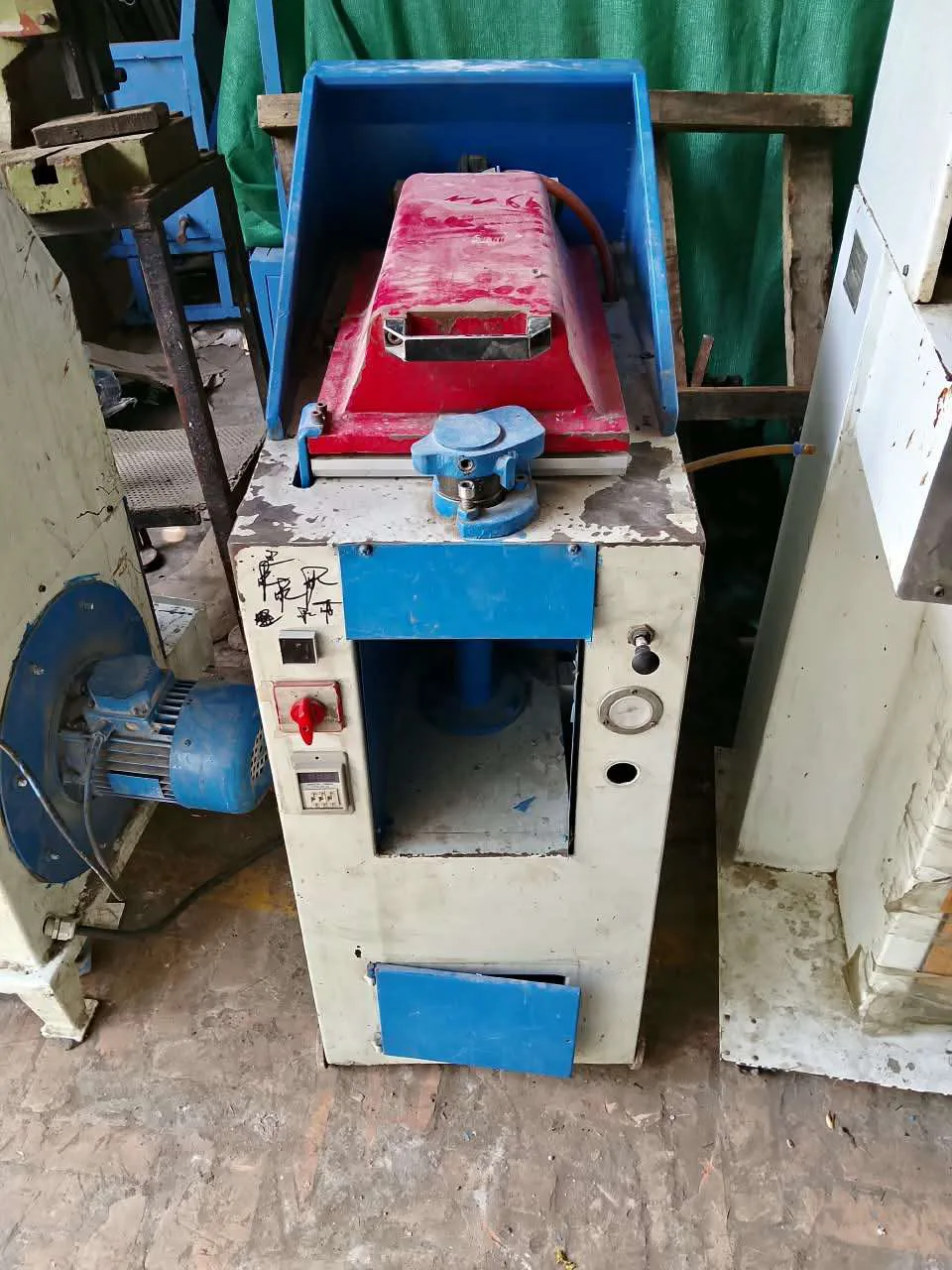 Sole Attaching Press Single Bladder Chinese